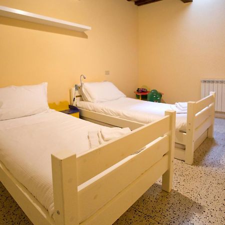 Casa San Girolamo Historic Flat With Cosy Terrace In Lucca'S City Centre ภายนอก รูปภาพ