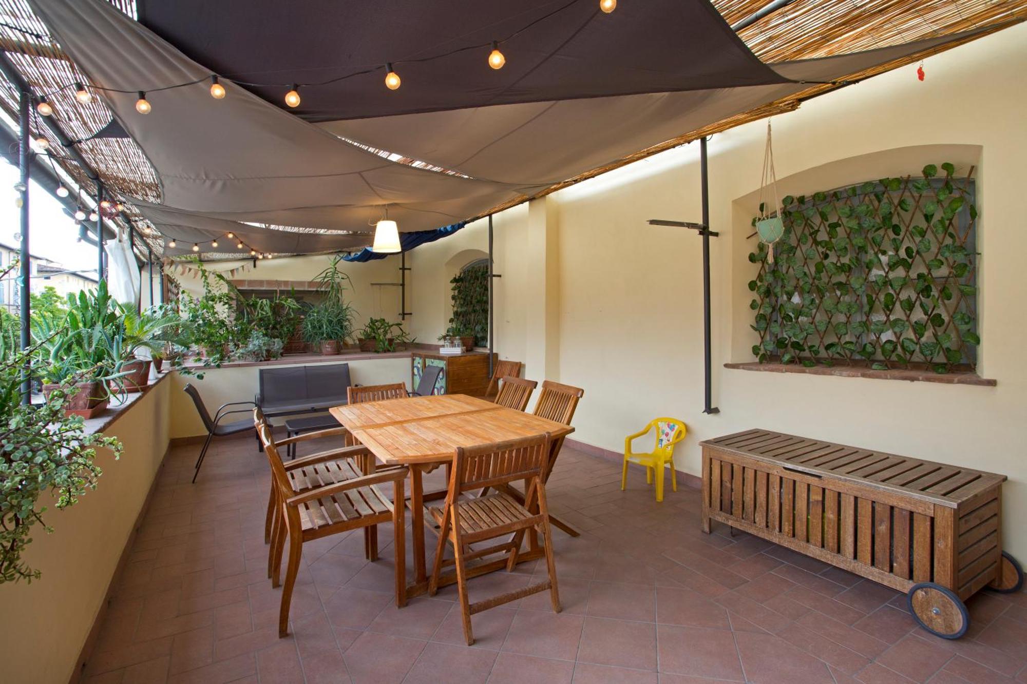 Casa San Girolamo Historic Flat With Cosy Terrace In Lucca'S City Centre ภายนอก รูปภาพ